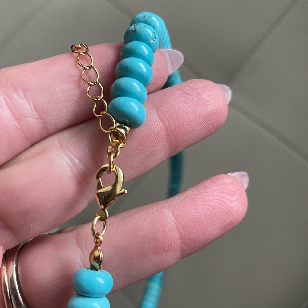 Bombshell Beads Turquoise Beaded Necklace - Picture 4 of 6